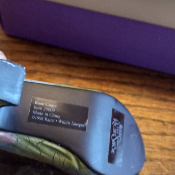 Just The Right Shoe  By Raine Rose Court Shoe  Mini Figurine 25009 - Picture 3 of 9